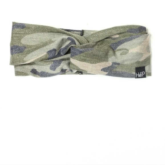 Harts and pearls Into The wild camo turban - Picture 1 of 5